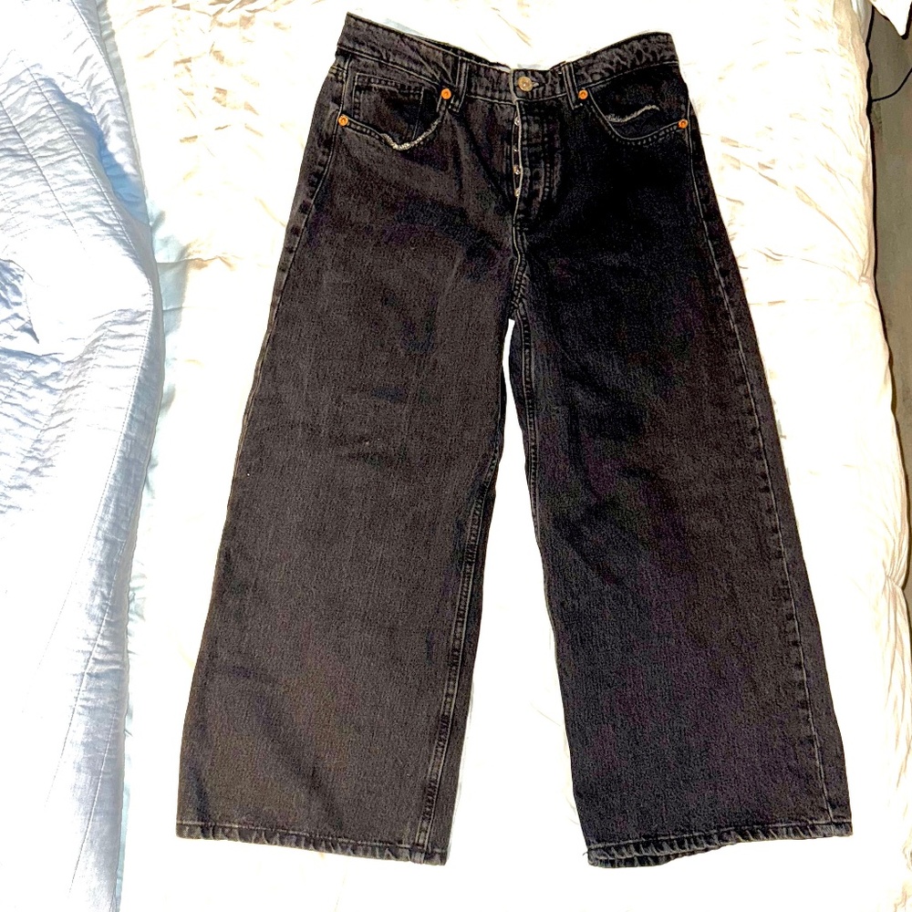 Zara Wide Leg Hi-Rise Cropped Jeans